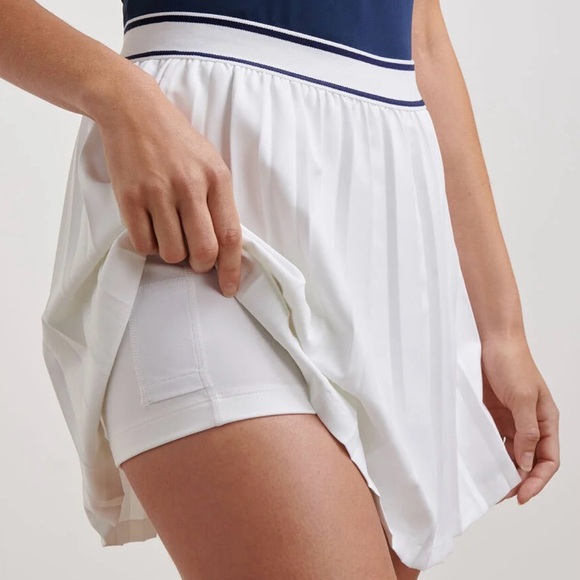 Peter Millar Mickey Pleated Skort, Sz M - Picture 3 of 15